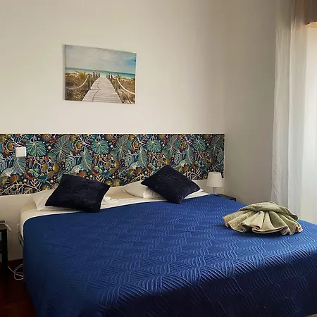 Hostel Anchor House Albufeira