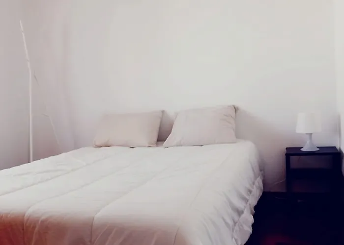 Anchor House Hostel Αλμπουφέιρα