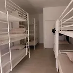 بيت شباب Anchor House