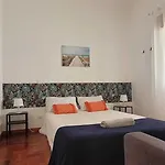 Anchor House بيت شباب