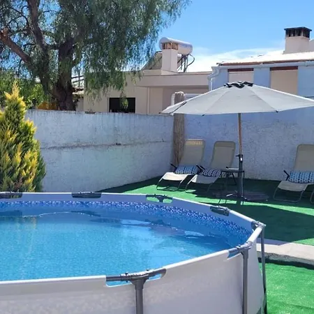 Anchor House Hostal *